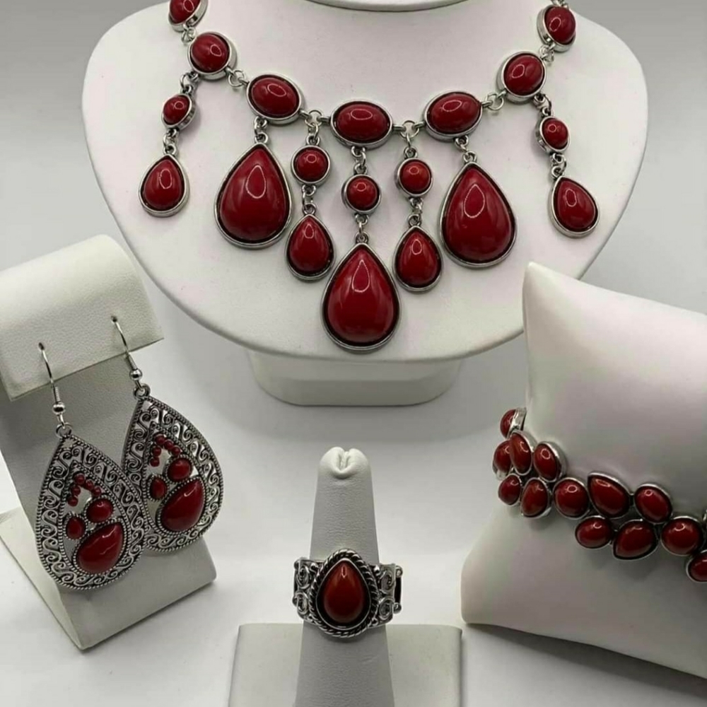 Fashion Fix 4 Piece Set